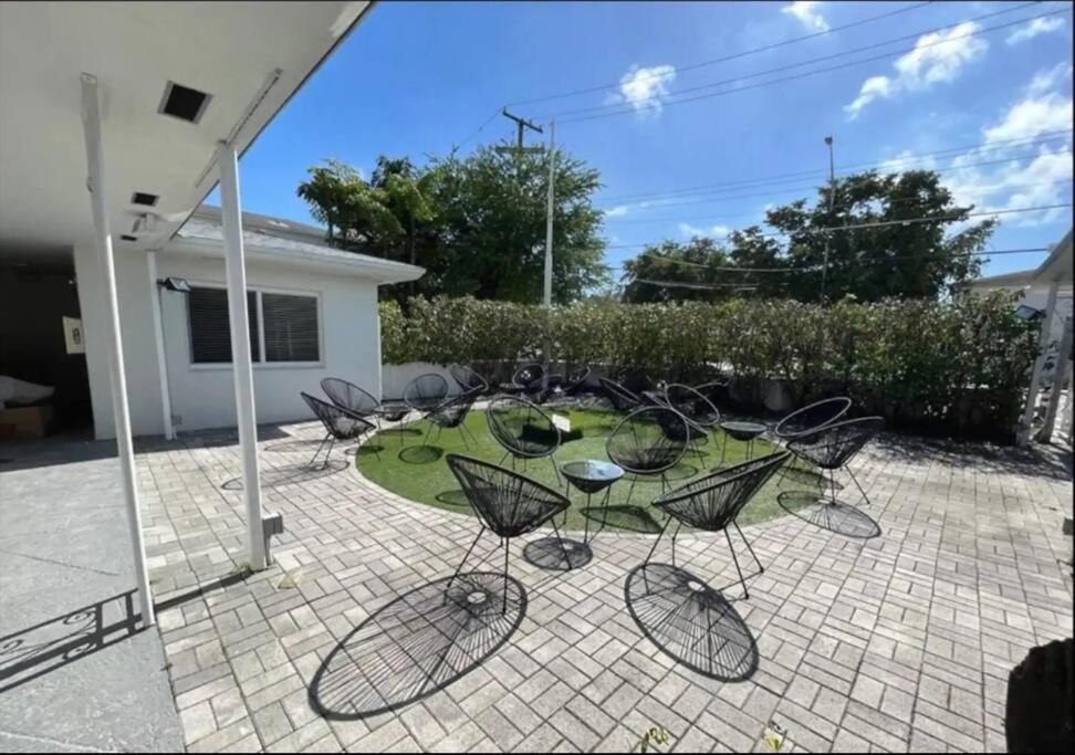 Appartamento Beautiful Apt 2/2 Near The Beach Miami Esterno foto